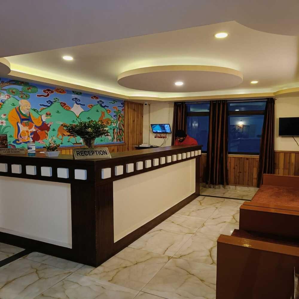 Hotel Royal Ґанґток Екстер'єр фото