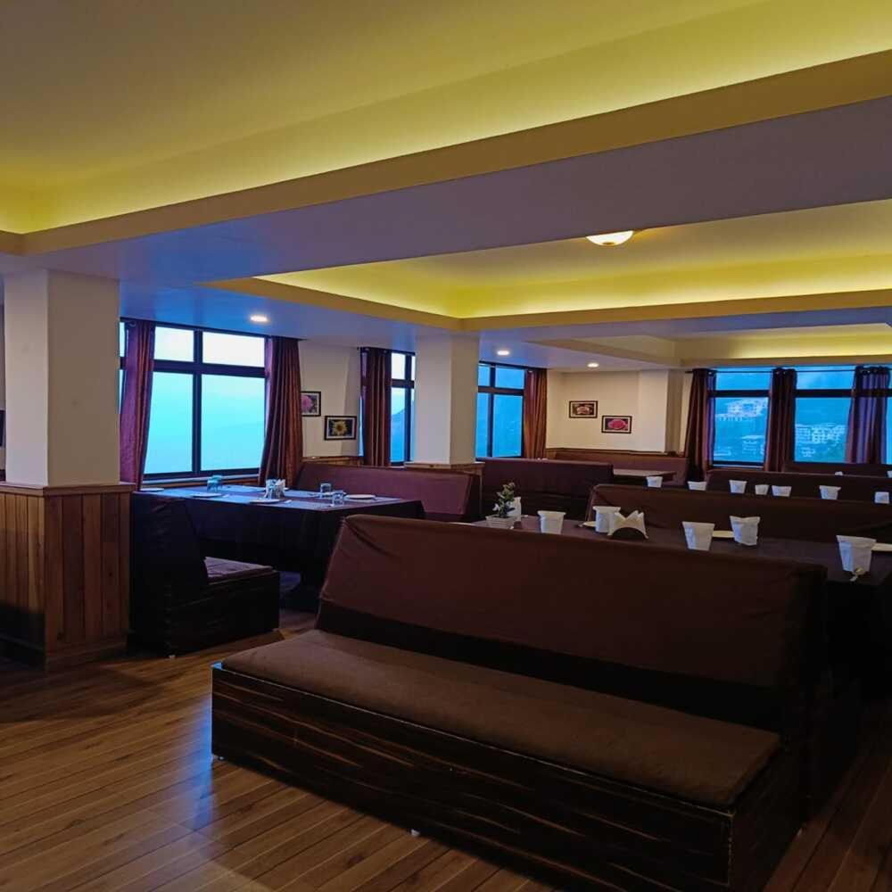 Hotel Royal Ґанґток Екстер'єр фото